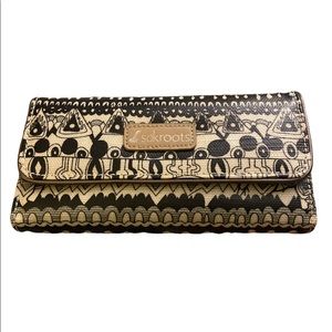 Sakroots brand wallet euc